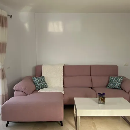 Alojamento de Acomodação e Pequeno-almoço Compact In Beautiful 4bedroom Penthouse 3*