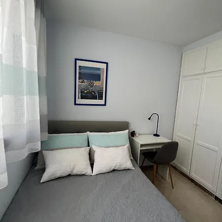 Alojamento de Acomodação e Pequeno-almoço Compact In Beautiful 4bedroom Penthouse 3*