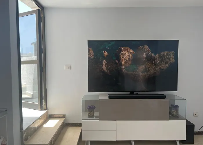 Compact In Beautiful 4bedroom Penthouse 3* Puerto de Santiago (Tenerife)